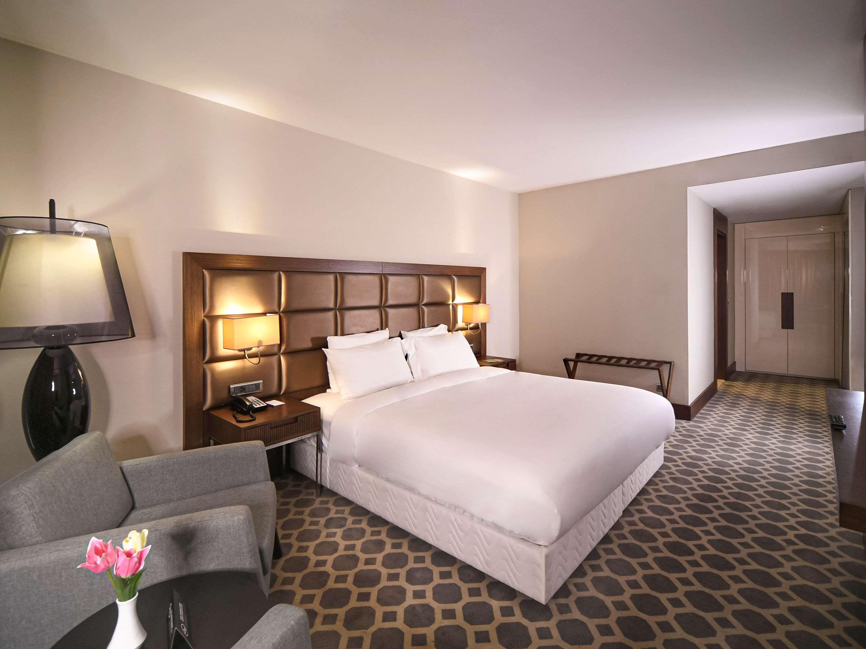 Mercure Istanbul West Hotel & Convention Center Zewnętrze zdjęcie