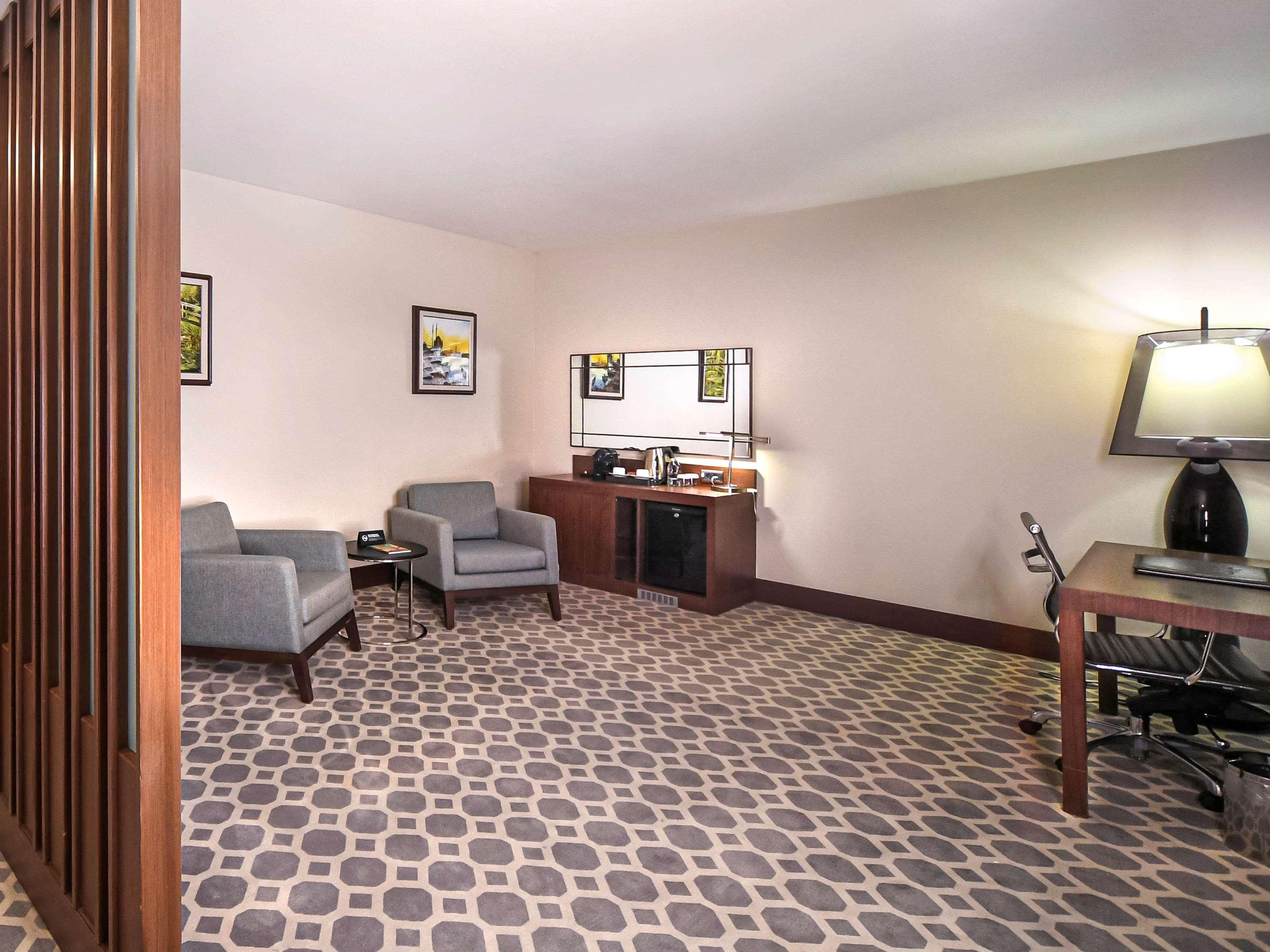 Mercure Istanbul West Hotel & Convention Center Zewnętrze zdjęcie