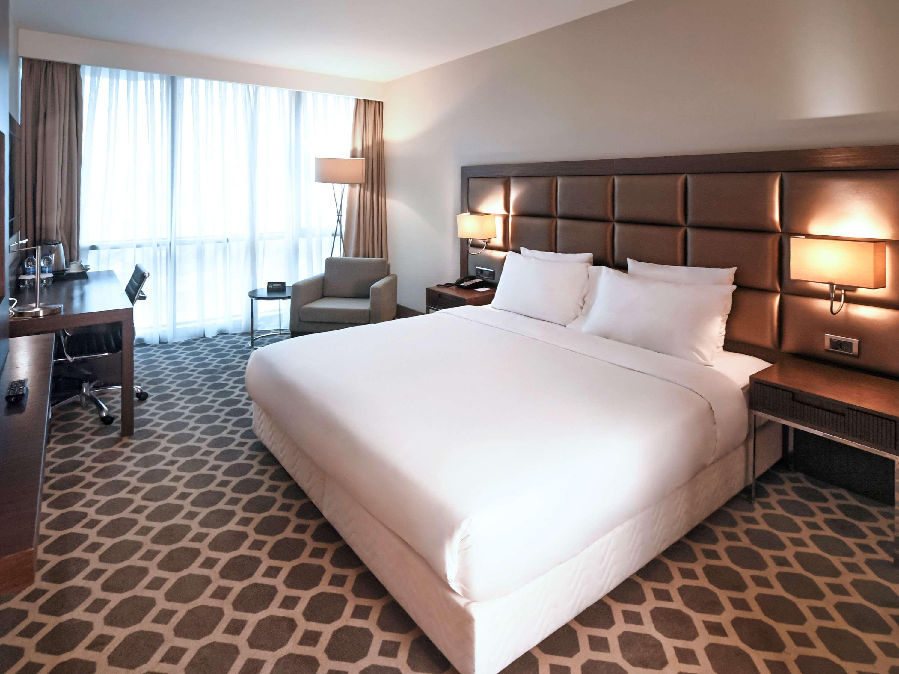 Mercure Istanbul West Hotel & Convention Center Zewnętrze zdjęcie