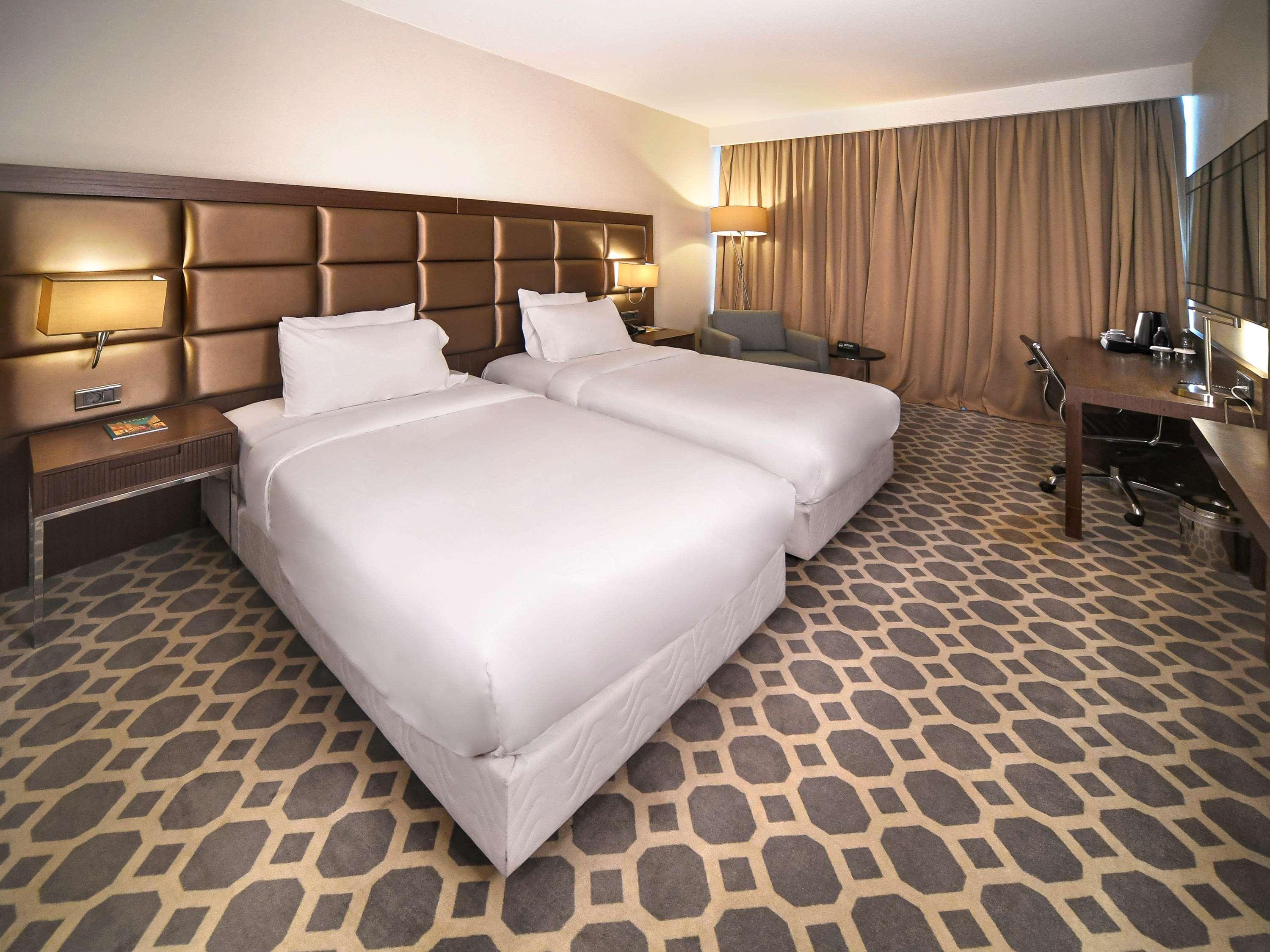 Mercure Istanbul West Hotel & Convention Center Zewnętrze zdjęcie