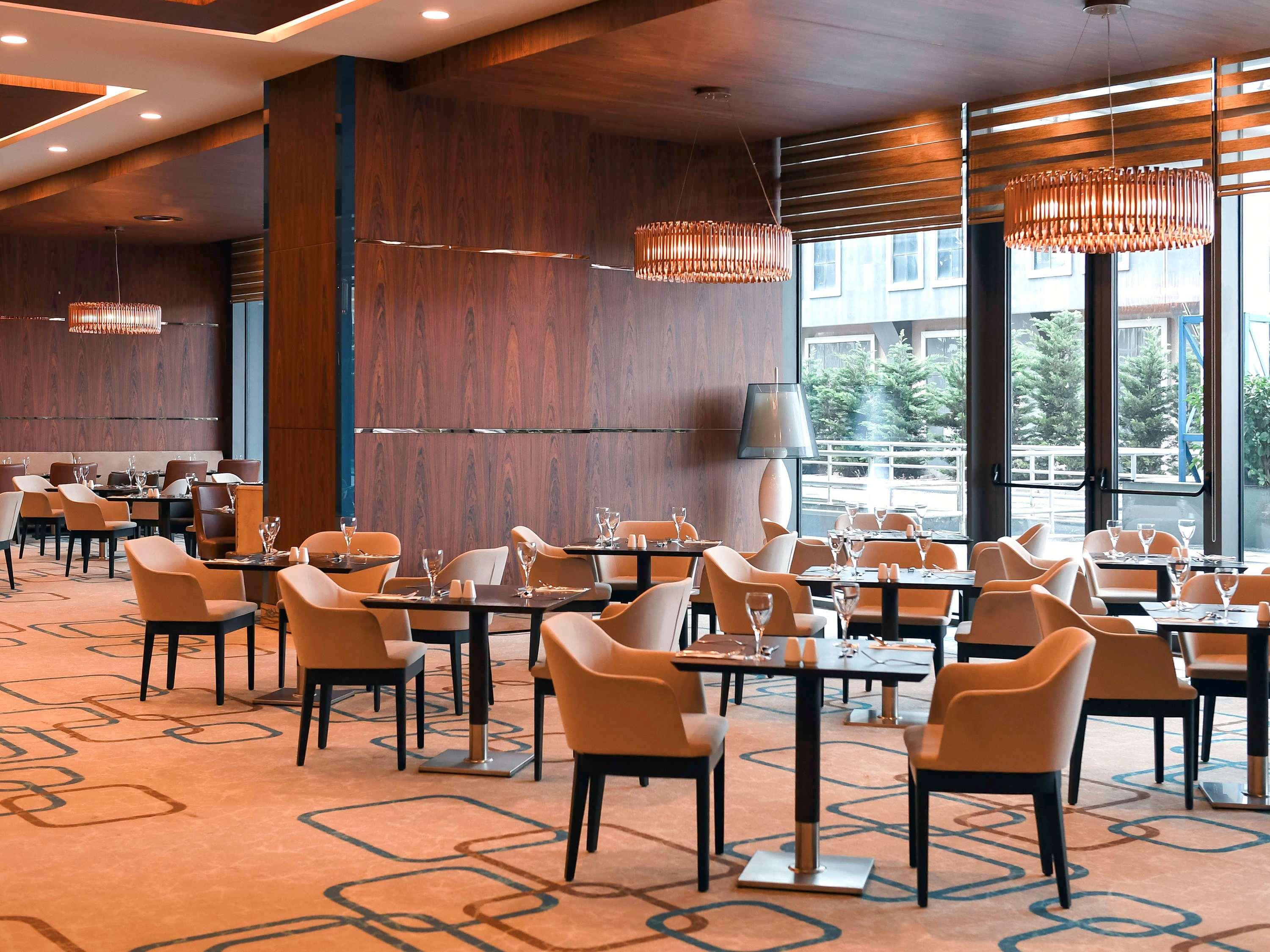 Mercure Istanbul West Hotel & Convention Center Zewnętrze zdjęcie