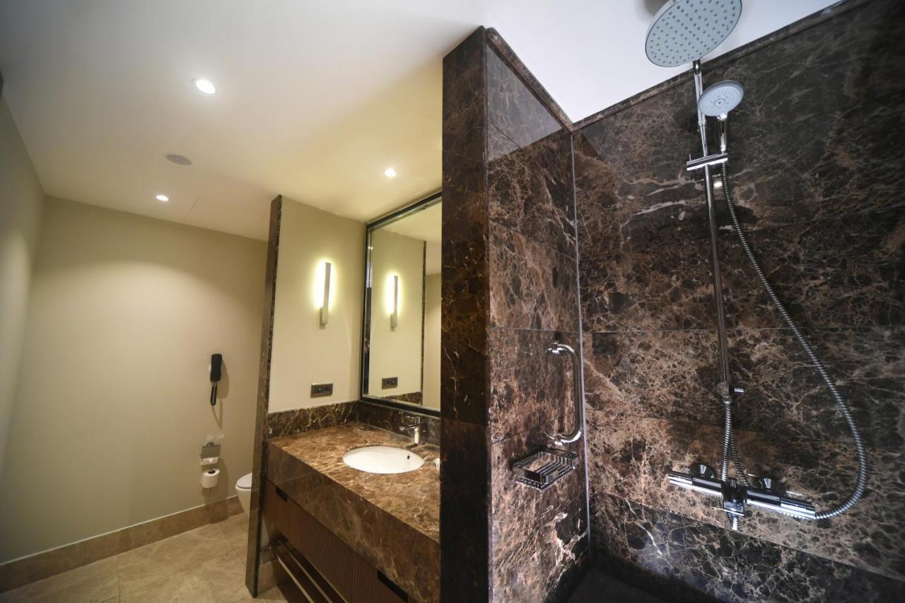 Mercure Istanbul West Hotel & Convention Center Zewnętrze zdjęcie