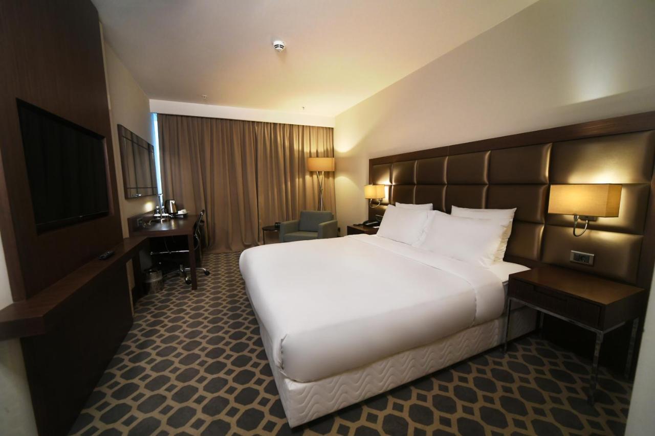 Mercure Istanbul West Hotel & Convention Center Zewnętrze zdjęcie