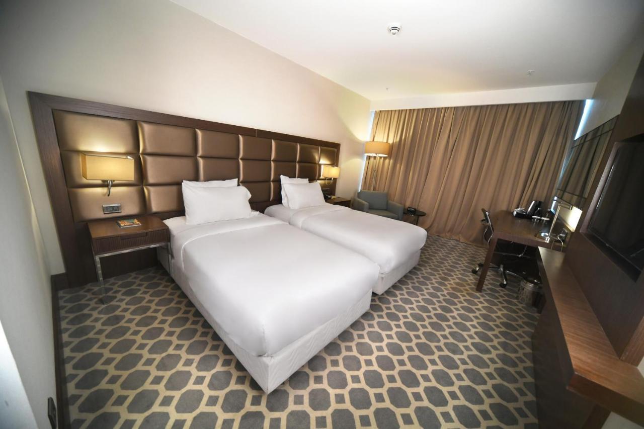 Mercure Istanbul West Hotel & Convention Center Zewnętrze zdjęcie